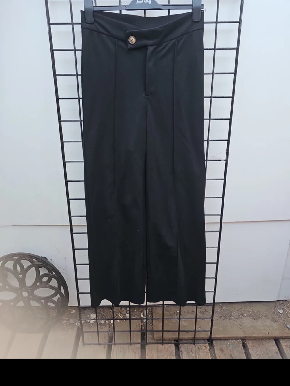 SHEIN Black Wide-Leg Men’s Trousers with Button Waist